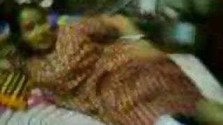 Mršava guzica kuja Jeanine aeks film snažno jebe kameru u različitim položajima