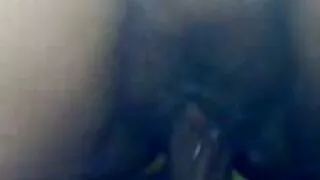 Perverzna prsata drkadžija trlja svoju macu u autu i sek porno video želi imati seks kod kuće