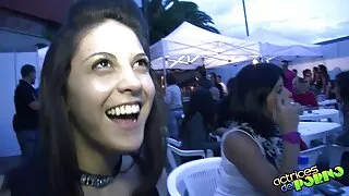 Nezasitna plavokosa bludnica brutalno je full sex porno film pojebana s leđa