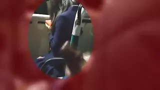 Prsata ljubavnica Tara jebe punu pokornu djevojku sek porno video velikim straponom