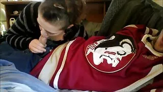 Kavkaska beba Britney Young koja izgladnjuje xxx sekd seksom jaše BBC na vrhu