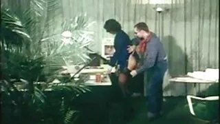 Dugu kosu amatersku crnku sa seksi guzom bockaju film sex 3gp s leđa