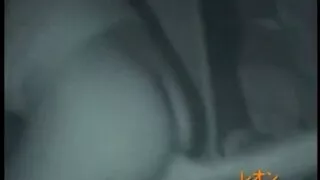 Pušačka zgodna brineta Kara porno filmi xxx Hartley jebe se s leđa