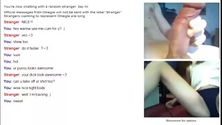 Zanosne bebe se trljaju najbolji sex film jedna o drugu u položaju škara