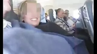 Bucmasta plava mama se gola kupa u bazenu, sex porno film 18 a zatim masturbira na ležaljci
