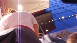 Pohotnu crnku ju je napaljeni stari perverznjak izbio u filmi pro seks pičku
